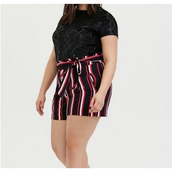 Torrid Hot Shorts Black Pink White Striped Plus Size Paper Bag Waist Size 20 - Picture 6 of 14
